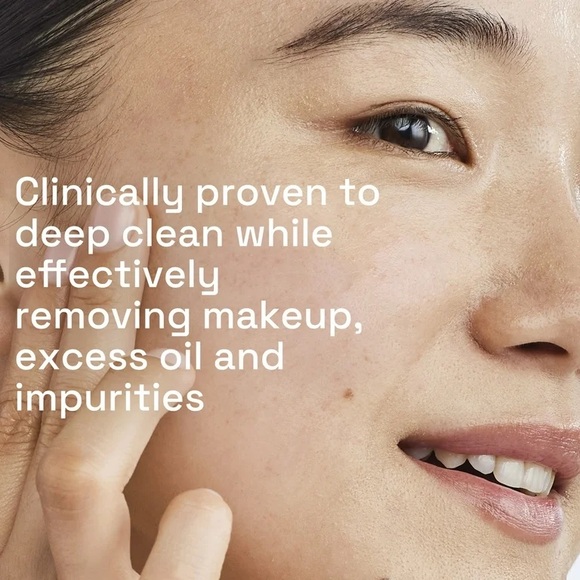 6/$25 • philosophy Facial Cleanser - Picture 5 of 10